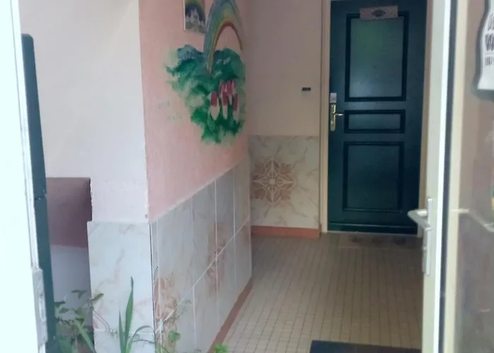 Arc En Ciel Et Clé Des Champs * Contrexéville